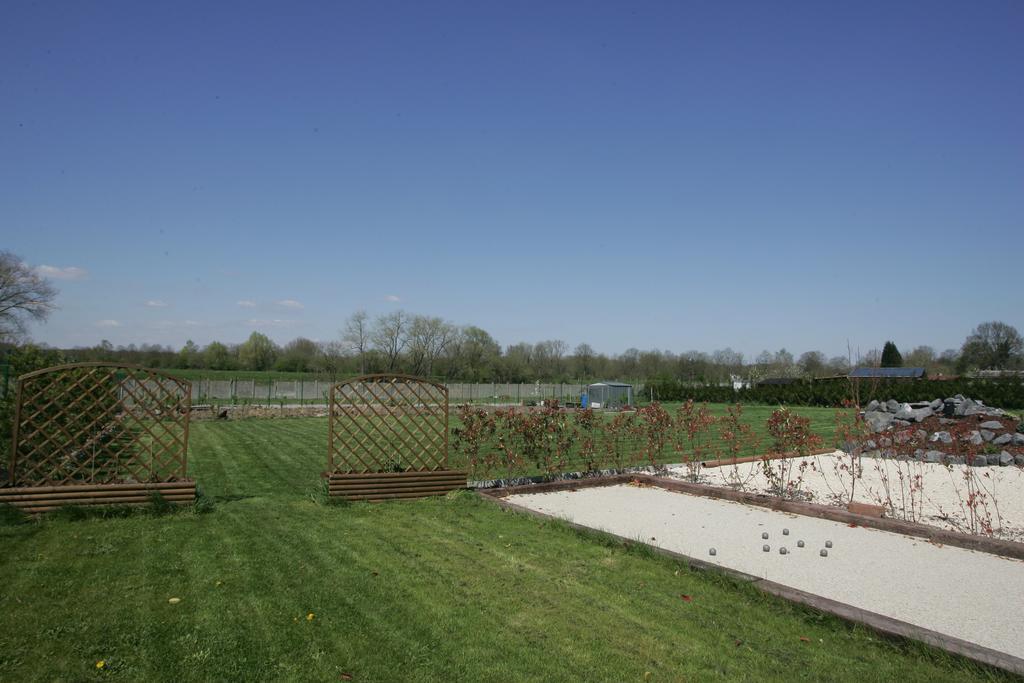 Aux Charmes De La Campagne Hautrage Exterior foto